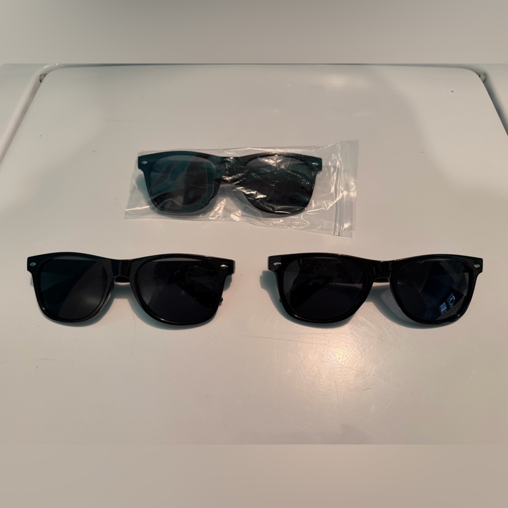 Fun Wedding Sunglasses Set